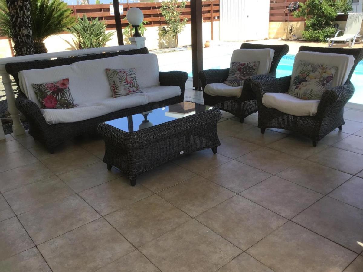 Carolyn Villa Is A Luxury 4-Bedroom Villa With Private Pool In Ayia Napa Exteriör bild