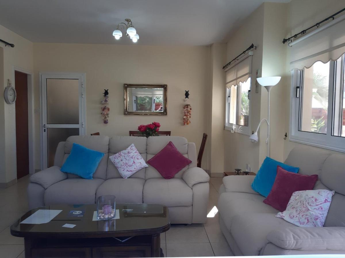 Carolyn Villa Is A Luxury 4-Bedroom Villa With Private Pool In Ayia Napa Exteriör bild